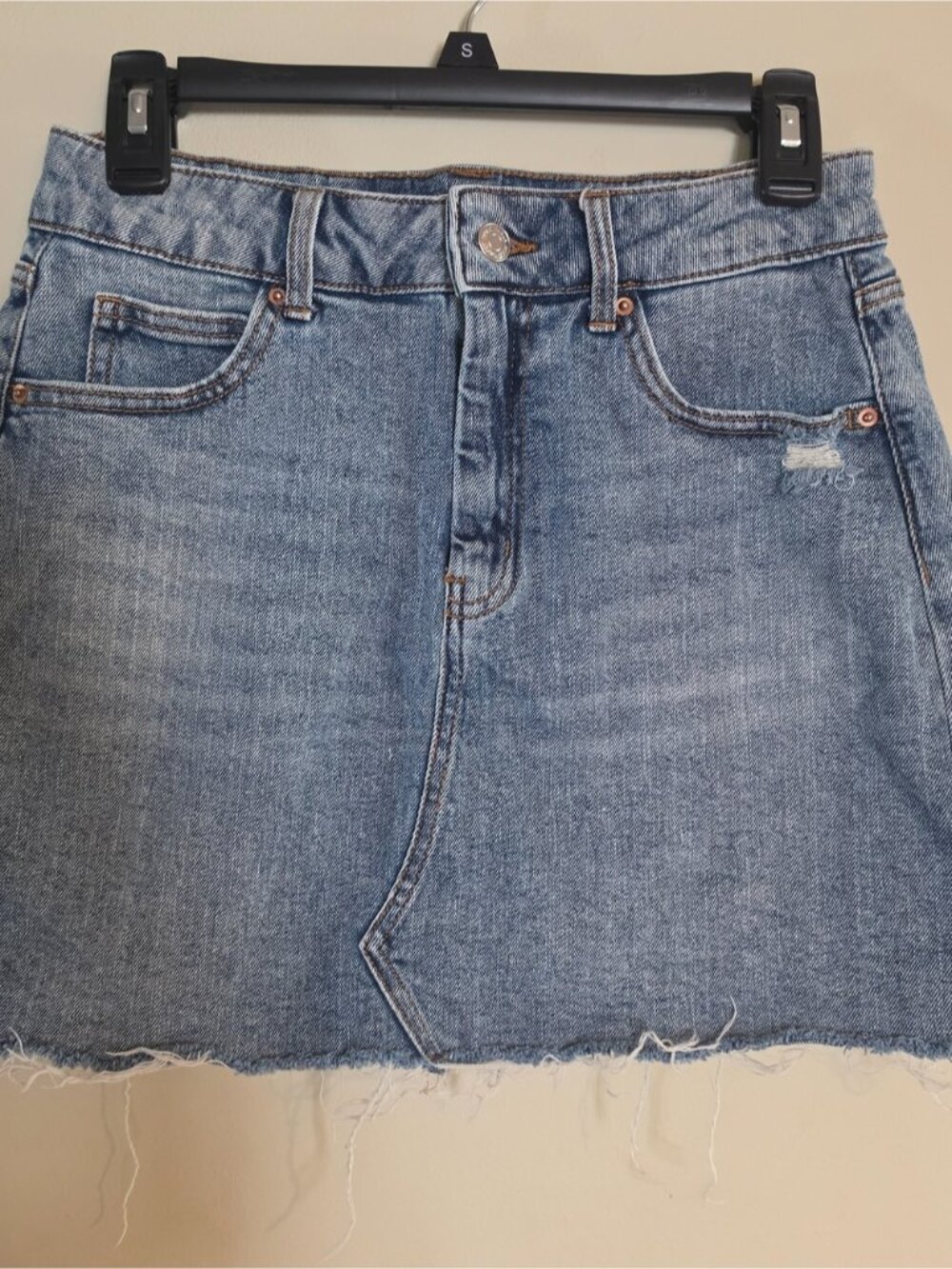 Mini Skirt - Light Blue Distressed, 8👩🎨